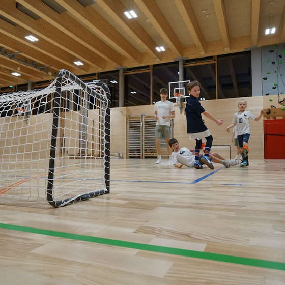 Fußball für Kinder der 1. bis 8. Klasse