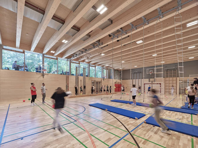 Sporthalle